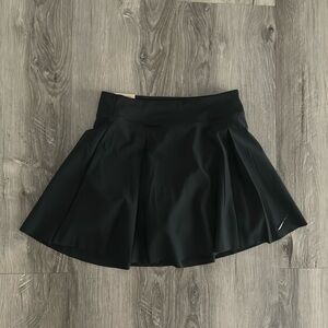 Nike XS Club Skirt Standard Fit